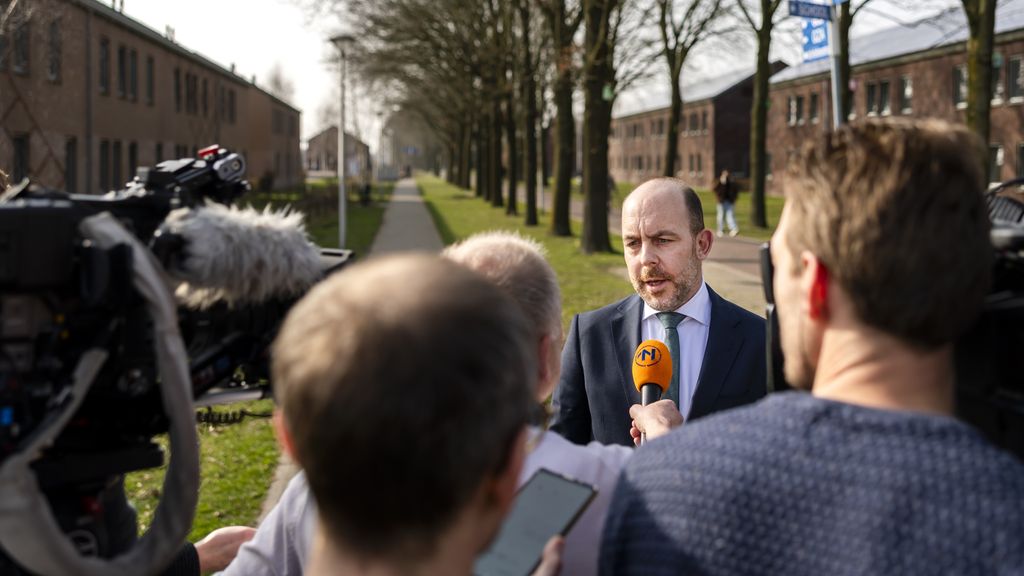 Van den Brink vraagt gemeenten om ondersteuning bij extra asielopvang
