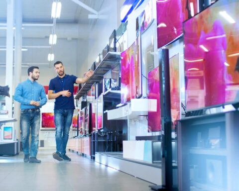 Veel Nederlandse consumenten betalen extra voor productverzekeringen die ze al hebben