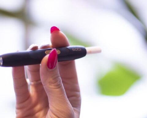 Verboden beweringen over verwarmde tabak als gezondere optie in tabakswinkels van Philip Morris