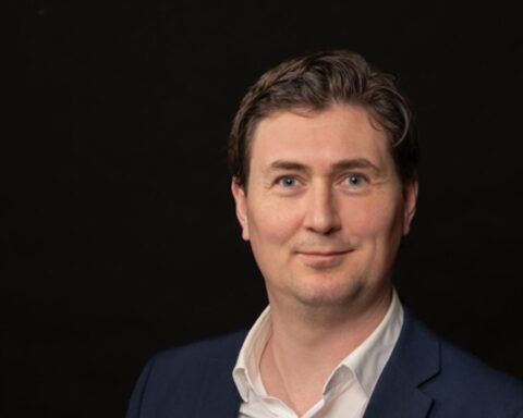 Verdachte gearresteerd na aanval op JA21-partijleider in Amsterdam