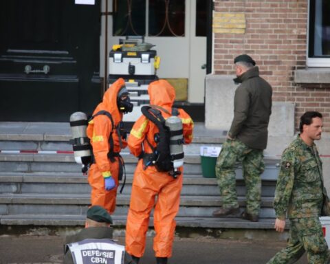 Verdachte pakketjes bij marinecomplex in Den Helder blijken ongevaarlijk te zijn