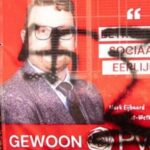 Verkiezingsborden van PvdA en D66 in Baarn beklad met hakenkruis en antihomotekst