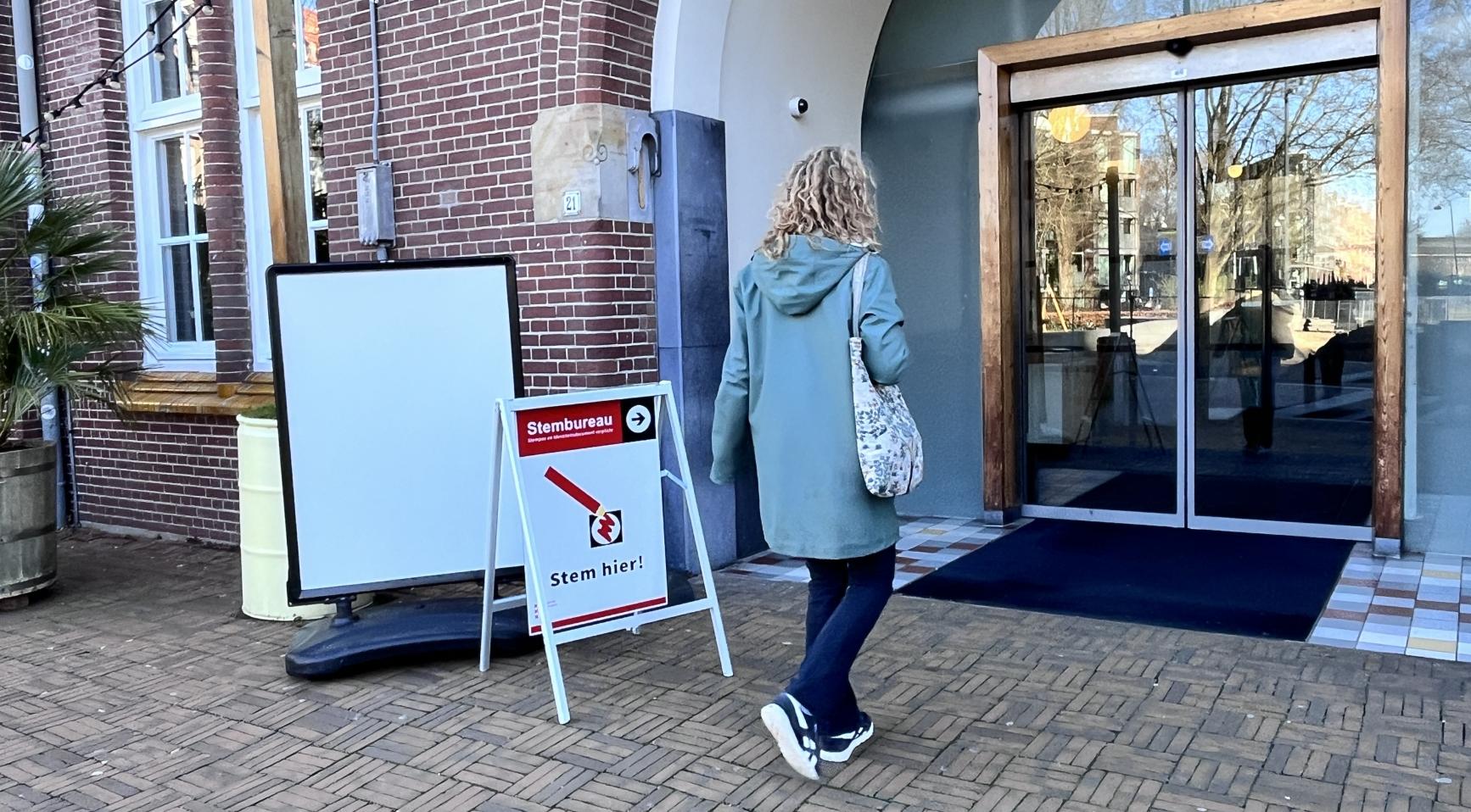 Vijf verdachten of veroordeelden worden morgen beëdigd als gemeenteraadsleden