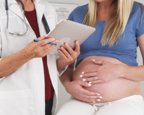 Voormalige Rijnstate-arts gebruikte eigen en IVF-donorsperma zonder toestemming van patiënten