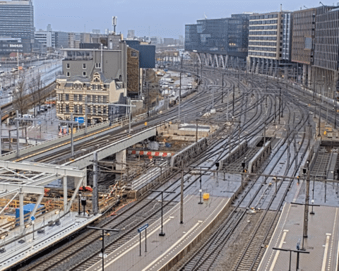 Weer: Sterke wind vandaag, kans op sneeuw morgen