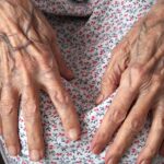 Zorgkosten in Nederland stijgen naar €114,1 miljard, experts roepen op tot hervormingen