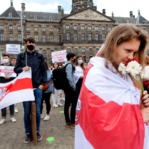 Belarus verklaart paspoorten van dissidenten ongeldig en zet oppositie verder onder druk