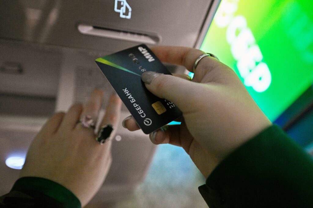 Wit-Rusland overweegt limiet op bankkaarten en vergroot controle op financiële transacties