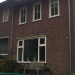 Aarzelende kopers zorgen voor sterke daling woningverkoop in Nederland