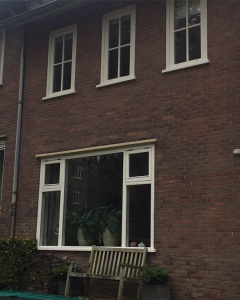 Aarzelende kopers zorgen voor sterke daling woningverkoop in Nederland