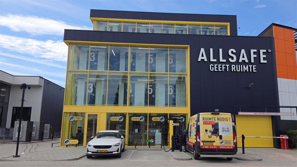 AllSafe opent nieuwe vestiging in Dordrecht met meer dan duizend opslagunits