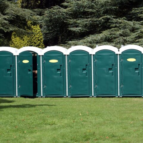 Amsterdam ziet geen ruimte voor aanzienlijke uitbreiding van vrouwen-toiletten bij evenementen