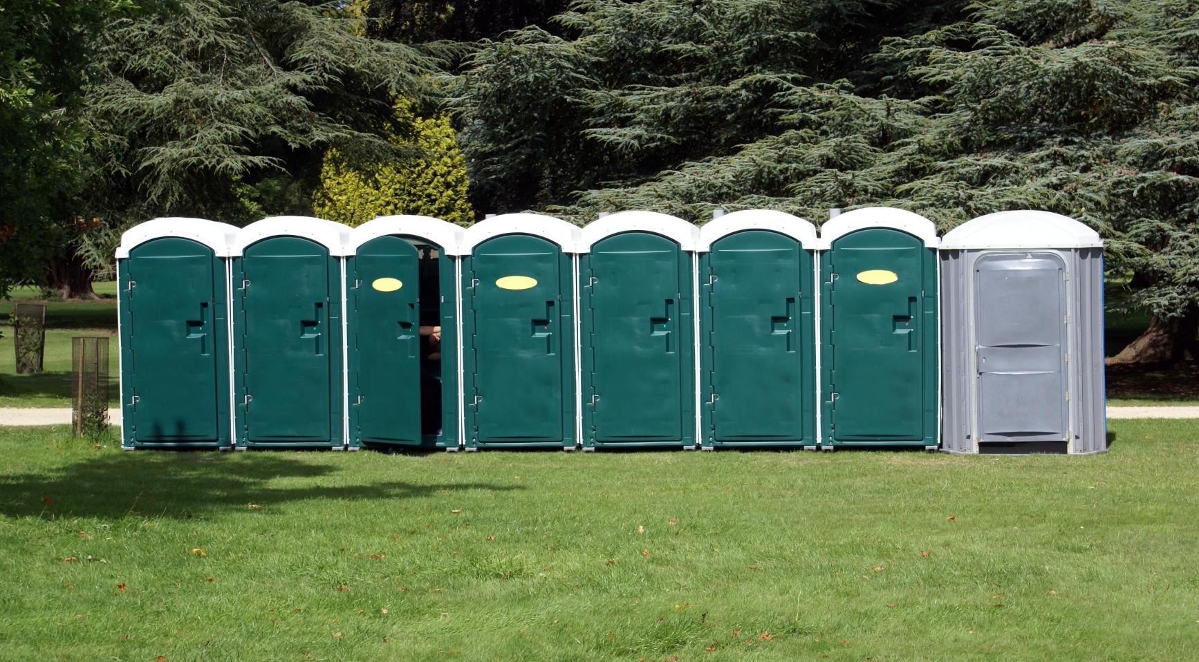 Amsterdam ziet geen ruimte voor aanzienlijke uitbreiding van vrouwen-toiletten bij evenementen