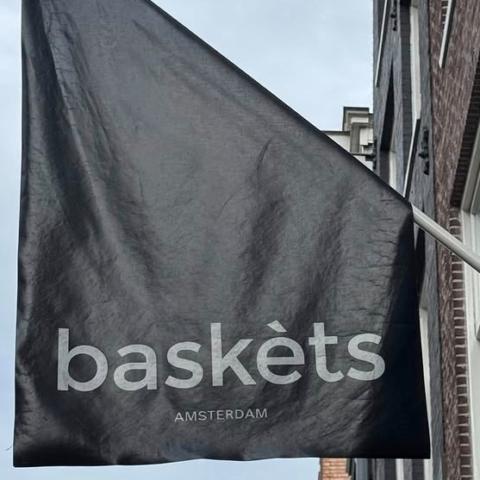 Amsterdamse lifestylewinkel pleit voor meer duidelijkheid over mengformules en vergunningen