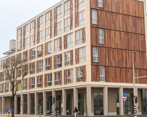 Amsterdamse wooncomplex Poppies vangt 25.000 kilo CO2 met duurzame materialen