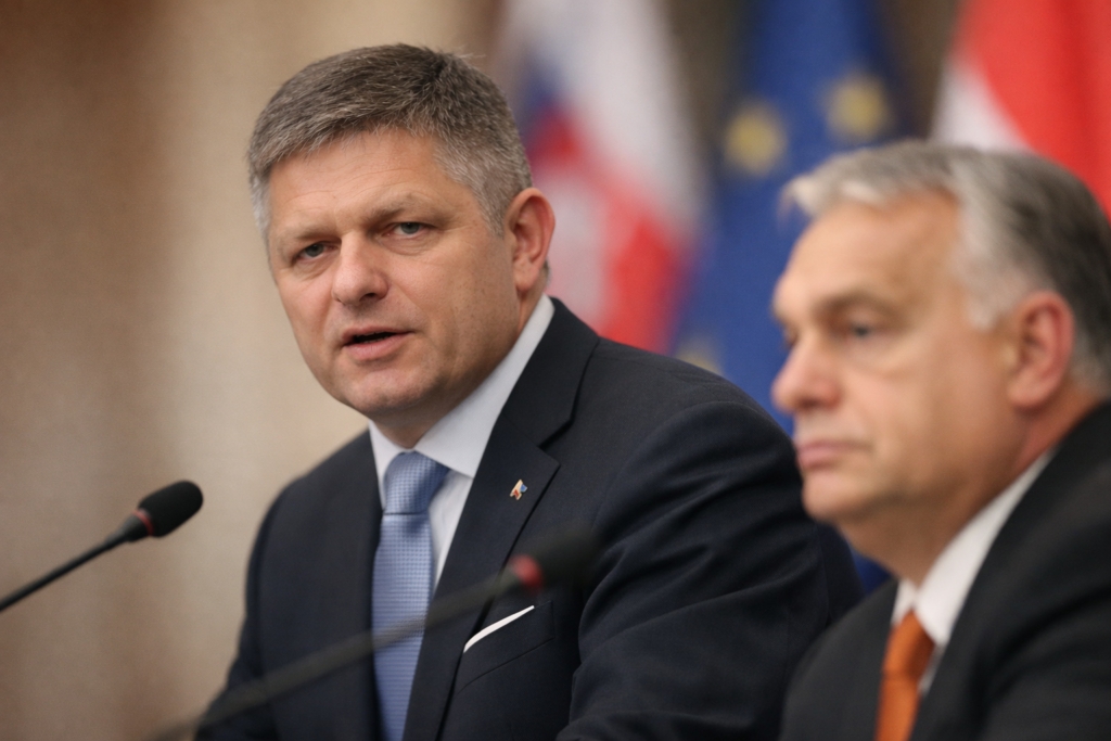 Premier Fico volgt Orbán met oproep tot beëindiging sancties tegen Rusland