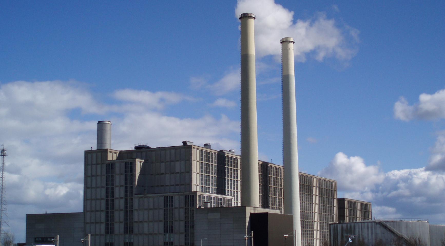 CO2-uitstoot Nederlandse bedrijven neemt toe door stroomexport naar buurlanden