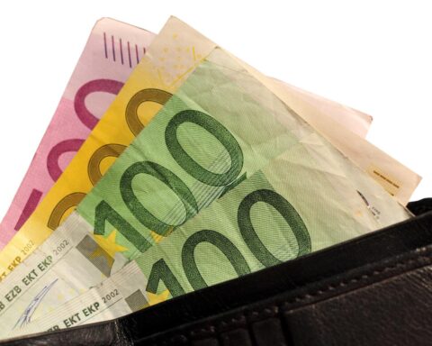 Collectieve lonen stegen met 4,5% in eerste kwartaal van 2026, inflatie overtroffen