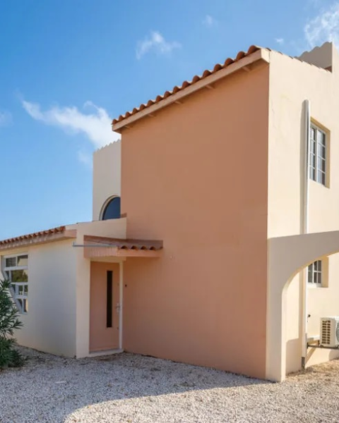 Dertien marinierswoningen in Oranjestad Aruba gaan onder de hamer