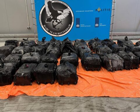 Douane in Rotterdam beslaglegt op meer dan 1.400 kilogram cocaïne