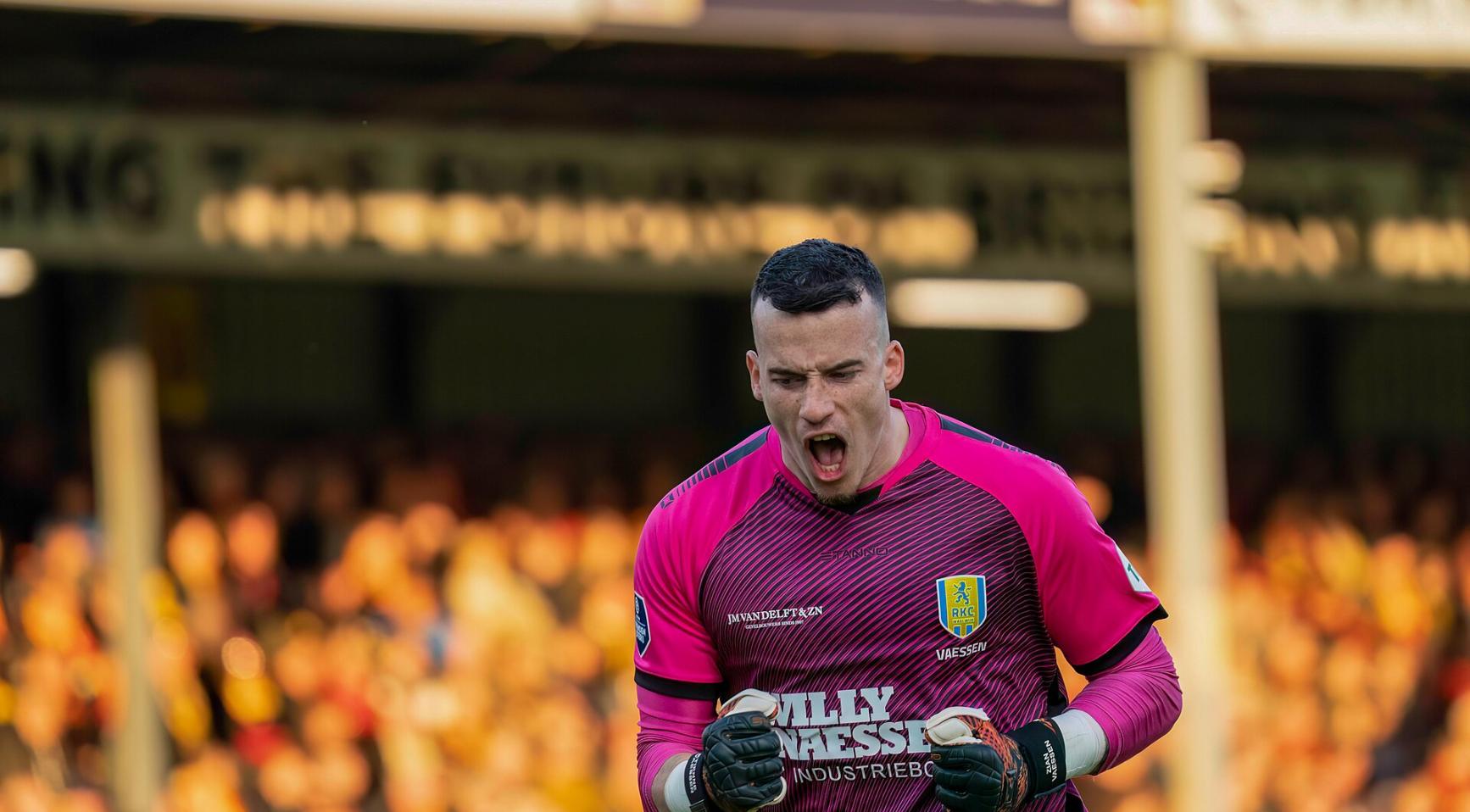 Drie voetballers mogen weer spelen voor Nederlandse clubs na oplossing van paspoortproblemen