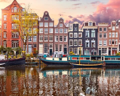 Expatriates in Amsterdam kunnen ondanks woningnood een kant-en-klaar appartement vinden