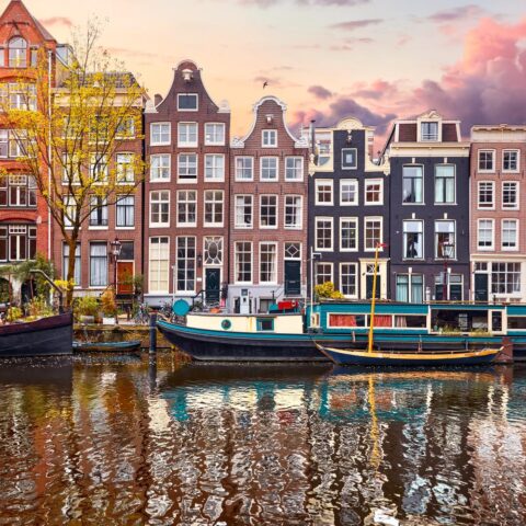 Expatriates in Amsterdam kunnen ondanks woningnood een kant-en-klaar appartement vinden