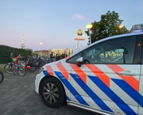 Explosies in Rotterdam stijgen terwijl schietincidenten met 20% dalen, meldt burgemeester