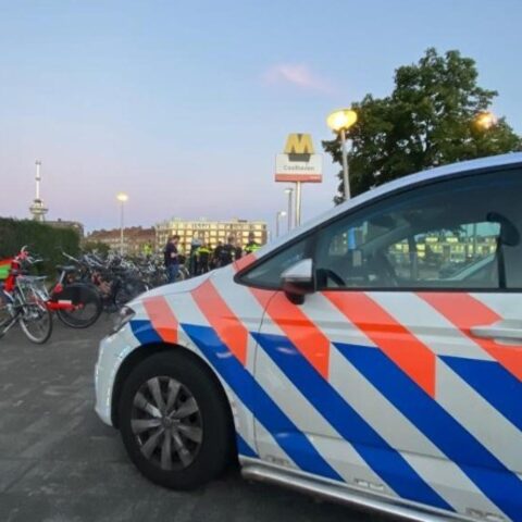 Explosies in Rotterdam stijgen terwijl schietincidenten met 20% dalen, meldt burgemeester