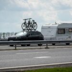Fileverspoppingen door langeweekendreisigers, go-slow protest vrachtwagens over brandstofprijzen