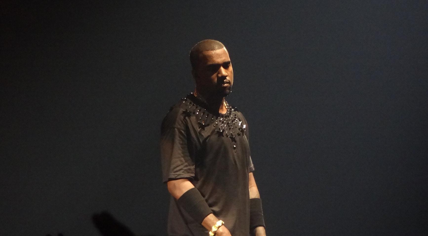 Geen toegangverbod voor Ye: Nederlandse minister stelt geen juridische reden vast om Kanye West tour te blokkeren