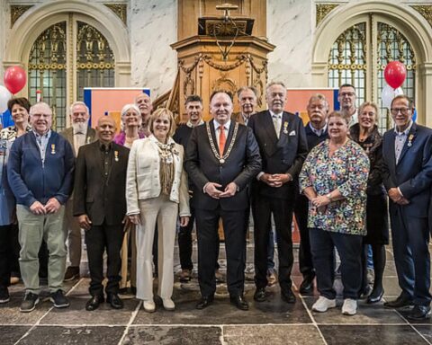 Gehonoreerde Nederlandse actrice, MH17-pleitbezorger en Pride-leider onderscheiden