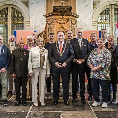 Gehonoreerde Nederlandse actrice, MH17-pleitbezorger en Pride-leider onderscheiden