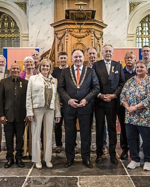 Gehonoreerde Nederlandse actrice, MH17-pleitbezorger en Pride-leider onderscheiden