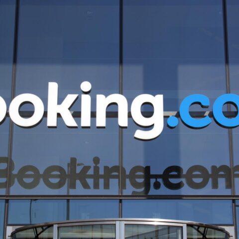 Hack bij Booking.com; Gegevens van klanten mogelijk aangetast