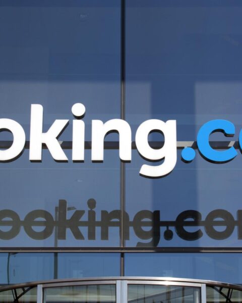 Hack bij Booking.com; Gegevens van klanten mogelijk aangetast