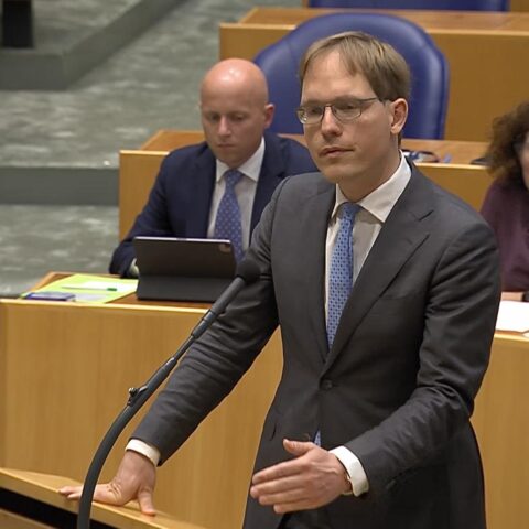 Hof van beroep handhaaft veroordeling van FvD-Kamerlid voor beledigen ministers met Nazi-beelden