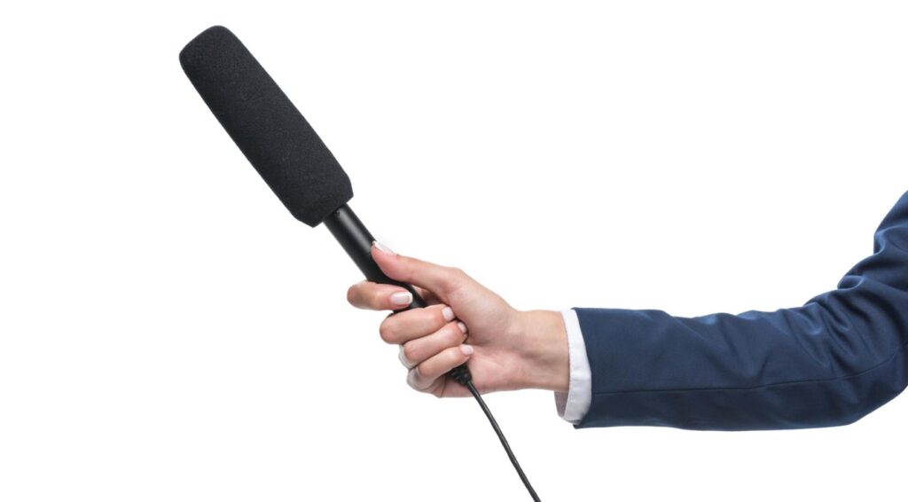 Hoofdredacteur Omroep Gelderland treedt af na zaak van zoon, beschuldigd van verkrachting van 11 kinderen