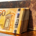 Huurders dragen de kosten van versoepeling middenhuurregels, stelt ABN Amro