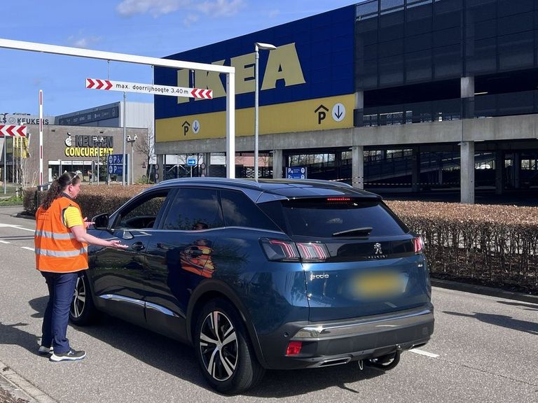 Ikea in Duiven gesloten op drukste dag van het jaar door pinstoring