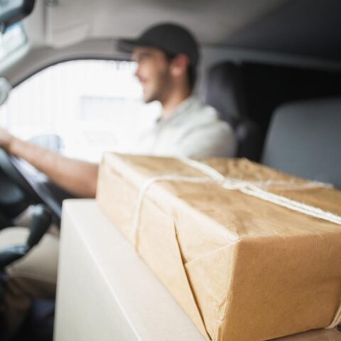 Importkosten voor niet-EU-pakketten stijgen naar 3 euro in juli, extra 2 euro in november