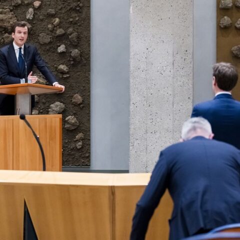 Kamer stemt onder voorwaarden in met miljarden voor vergroening Tata Steel