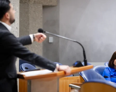 Kamer verontwaardigd over onthullingen datakluis toeslagenschandaal