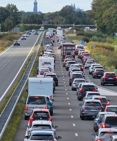 Keukenhof en winkelcentra in Nederland bereiden zich voor op druk paasweekend
