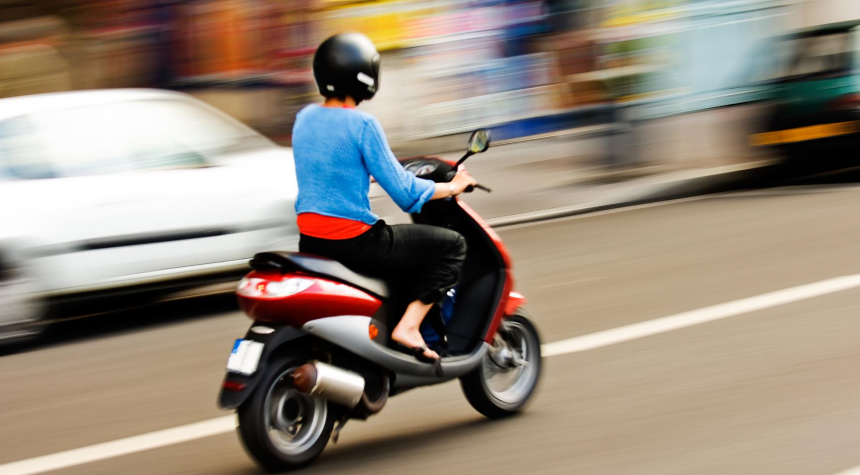 Kosten jongeren voor scooterverzekering in Nederland stijgen naar bijna €1.200 per jaar