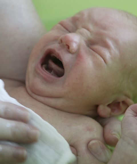 Kraamzorg onder druk: kabinet stelt keuze uren zorg voor gezinnen beschikbaar