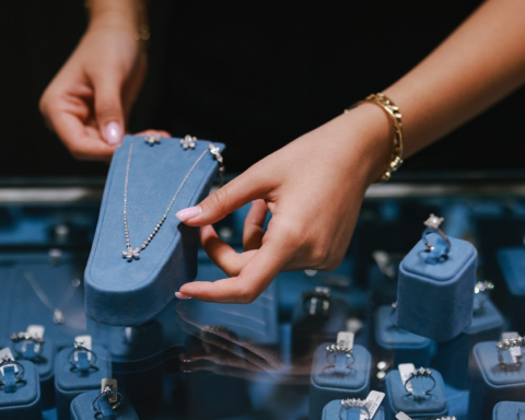 Kwijtschelding van belastingschuld voorkomt faillissement van juweliersketen Lucardi