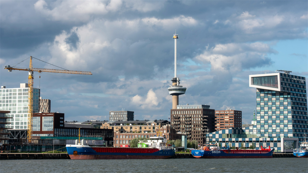 Marktpartijen trekken aan de alarmbel over woningbouw in Rotterdam