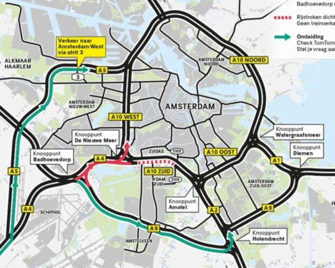 Meer wegafsluitingen en verkeersdrukte in Amsterdam deze week; Geen treinen naar station Zuid