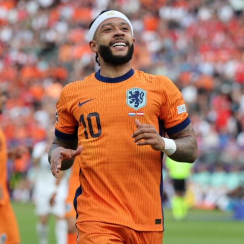 Memphis Depay loopt vertraging op in aanloop naar het WK na nieuwe blessure